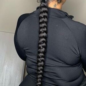 Meet your Posher, Maya